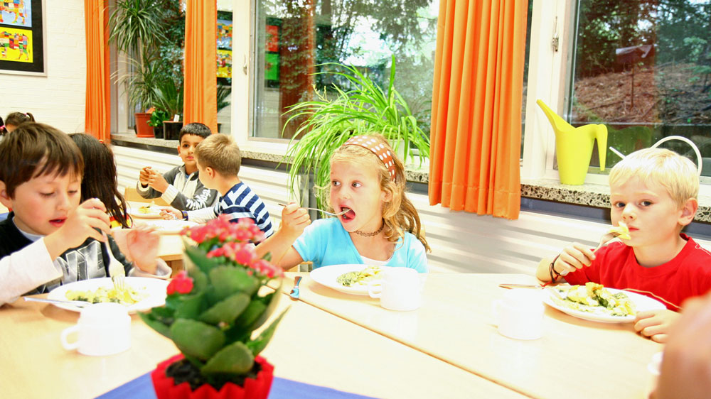 Mittagessen an der OGS der Waldschule Bochum